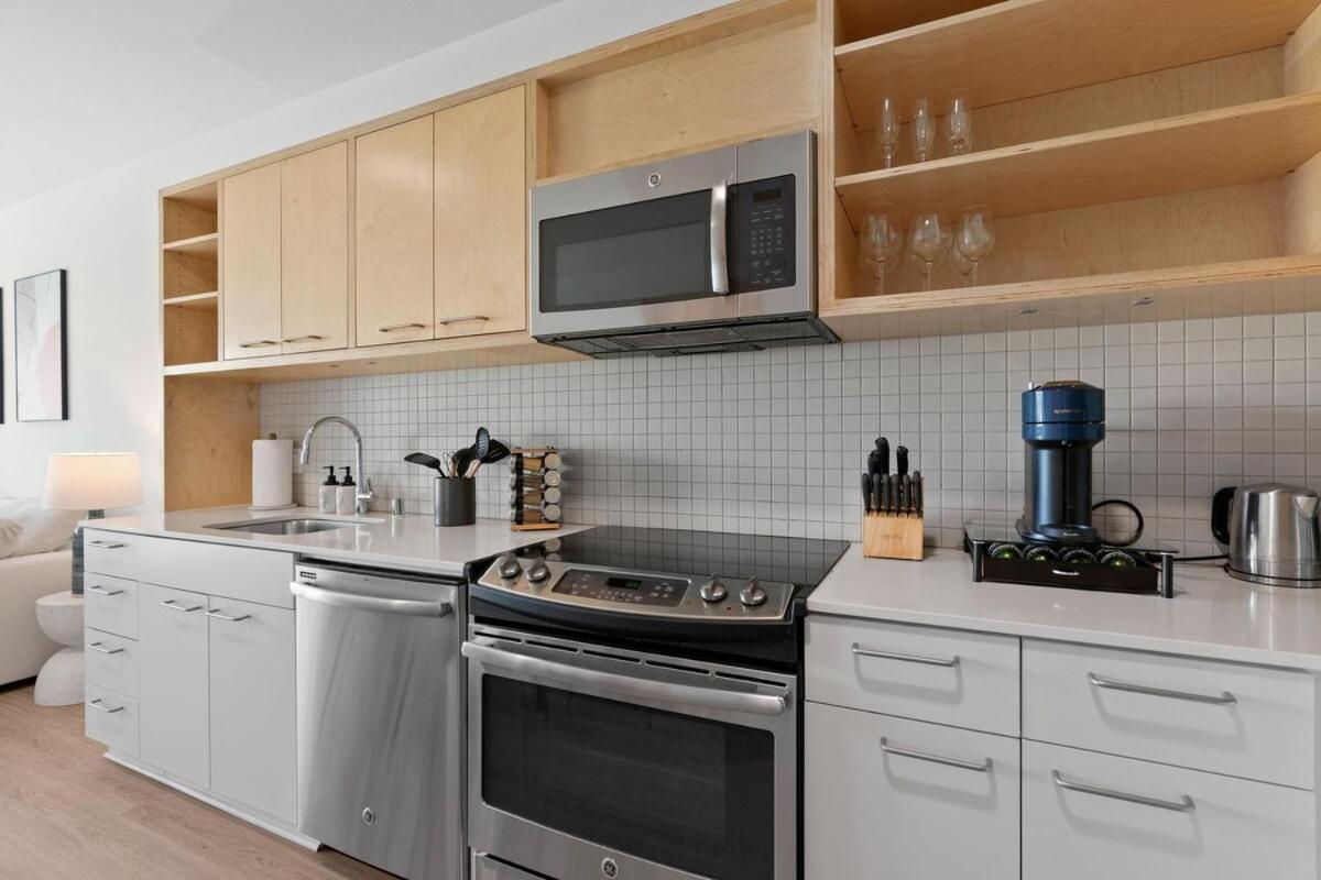 Sleek & 2br Hollywood Hideaway * Los Angeles